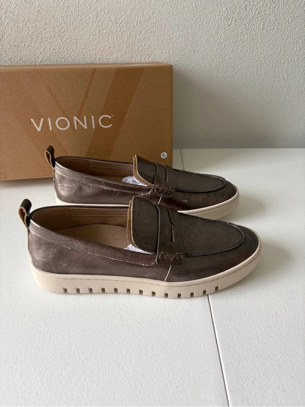 Vionic uptown loafer